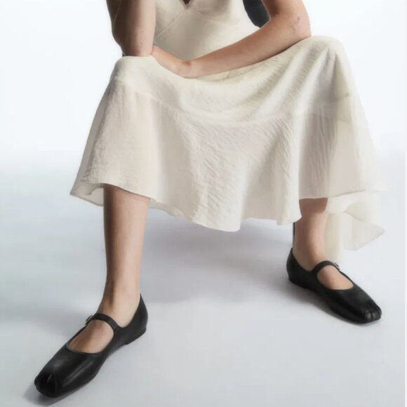 COS PLEATED LEATHER MARY-JANE BALLET FLATS | EU 38 - Picture 1 of 16
